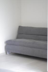 Minimalist Terracota Chapu