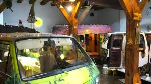 Urban Van Glamping Riga - كيكافا