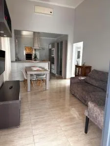 Casa em Toledo 1 suíte e 2 quartos confortável - غوايرا