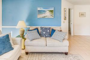 Dog-Friendly Condo with Resort Perks in Calabash!