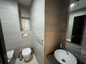 Giuliani Seafront 14