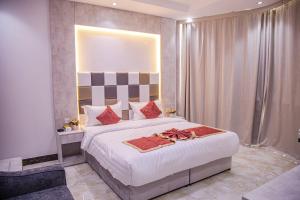 تعيش الحياة للشقق المخدومة