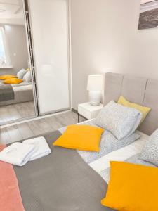 Central Apartments LaMare