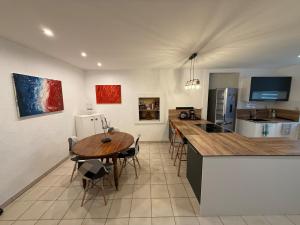 Appartement moderne avec jardin, quartier calme