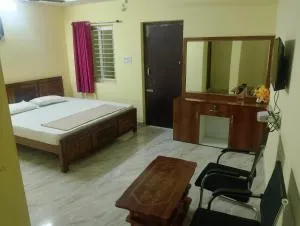 Hotel temple stay - Gingee