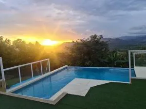 Casa Montaña Membrillal La Pintada Cocle - El Copé