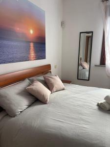 HōM - Appartamento fino a 7 posti letto comodo al centro storico, al casello A1 e alla Stazione AV