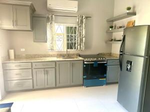 The Chic Haven 3 mins to Beach