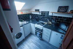 Sea View Top Floor Apartment