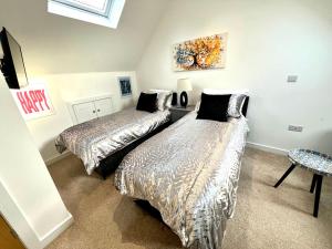 Glastonbury Sacred Vault, 1 Bedroom, Split-Level