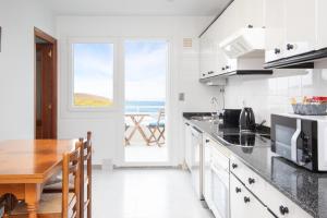 AG Apartamento Nordés Malpica primera línea playa