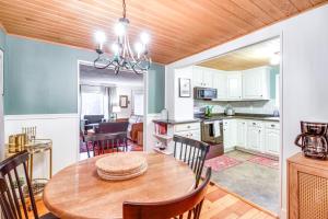 Pet-Friendly Pequot Lakes Vacation Rental Cabin!