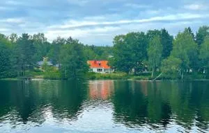 Large house on a lake near Göteborg - Borås