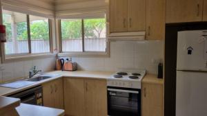 Idyllic Seaside Hideaway