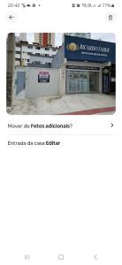 House with swimming pool by the beach