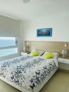 Radiante departamento frente al mar