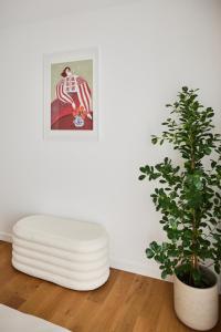 White I One Bedroom Apartment I One Cotroceni Park