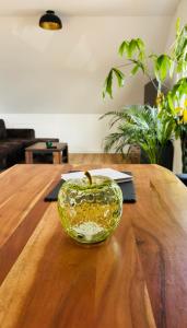 Zentrale Lage, kostenlos Parken, ideal für Pendler, Kinder und Haustiere willkommen!!