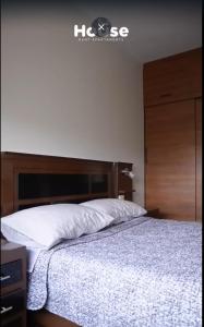 Garzonier Edificio Robles Calle Jose Quintin