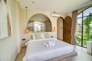 Coco Resident Living Luxurious Apartment A1