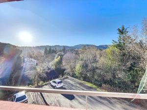 Appartements Bel F2 avec terrasse a 650m des Thermes de Lamalou, animaux acceptes, WIFI, proche golf et randonnees - FR-1-451-146 : photos des chambres