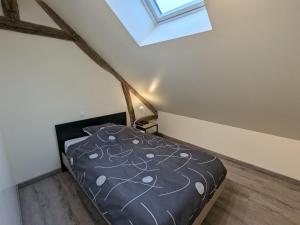 Maisons de vacances Gite a Chilleurs-aux-Bois, 4 pers., climatisation, parking - FR-1-590-566 : photos des chambres
