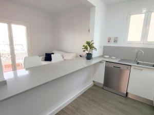 Apartamento cómodo en Llançà, cerca de playas y tiendas, Wifi incluido - ES-170-94
