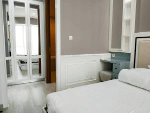 Condominium Taman Anggrek 2BR