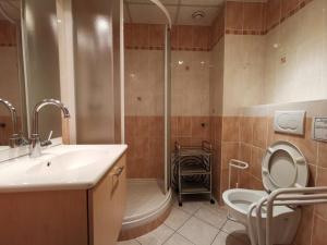 Le Lavandou, T2 avec terrasse vue mer et parking, 4 pers. - FR-1-803-82