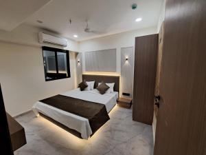 Hotel The 19