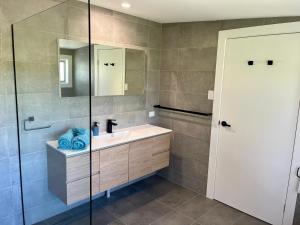 The Cottage - Farm Stay at Glen Ewan - 10 minutes to Port Macquarie