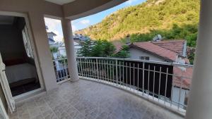Four rooms Two bathrooms apartment in the center of Fethiye