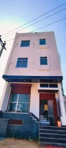 Hotel Prince - Dhānd