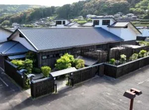 Natural Hot Spring Villa MOTONOYU - Yūki