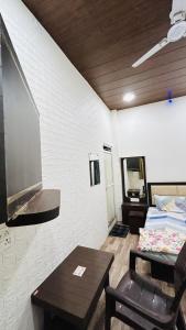 Amrit Shree Hotel