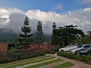 Hit the hay Khao Kho - Ban Nong Chaeng