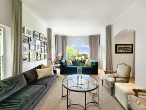 Hout Bay Family Home Pool Sauna Mountain Views