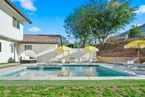 5BR Fun Haven Pool Mini Golf Movie Game room - 里弗赛德