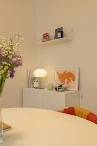 Poom Stay, Airport bus, Cozy Stay for Seoul Travelers,Yeomchang Stn, Line 9 Express