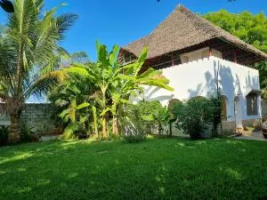 Own Compound Nested One Bedroom Villa - Utange