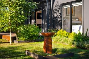 Cosy Edge- charming studio on edge of town