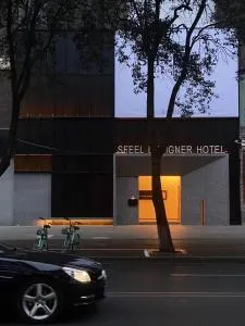 SFEEL设计师酒店Designer Hotel成都太古里店 - Longtansi