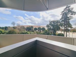 3 Single Beds with Balcony room in Hotel Aleluia