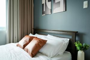 Spacious & Modern 1BR near BGC with Wi-Fi