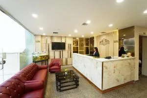 The Ambience Hotel Chandigarh Zirakpur - 齐拉克普尔
