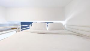 Simply Look and Homey Studio Tokyo Riverside PIK 2 Apartment By Travelio