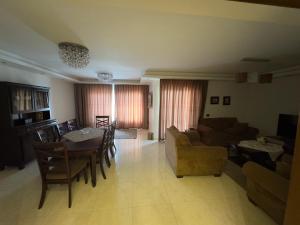 CK1108 Spacious 2BR Apt 2BA Near Airport