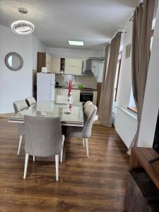 Bright Penthouse Mamaia Nord