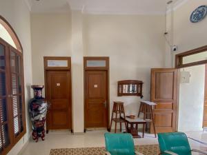 Raden Mansion Jember Urbanview