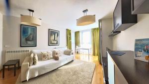 La Casa de Ra - tucasaenlospirineos